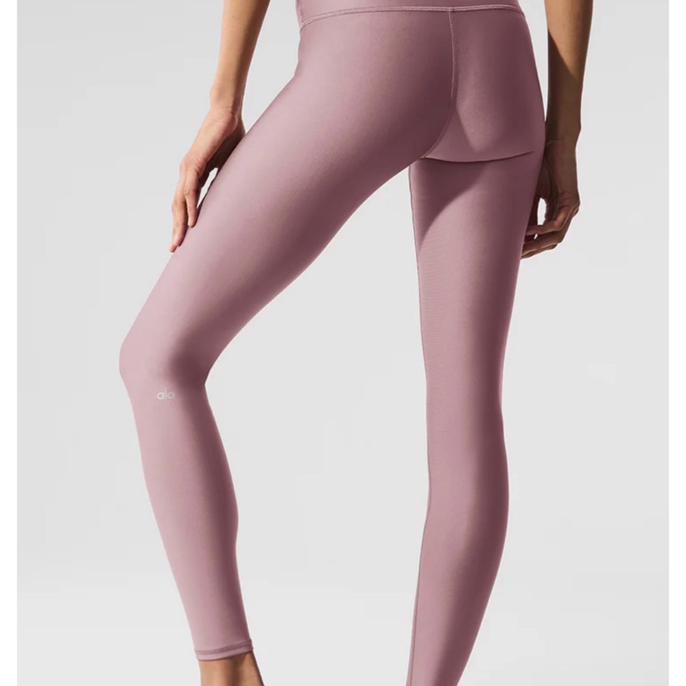 ALO Yoga 7/8 High-Waist Airlift Legging Mushroom size S
